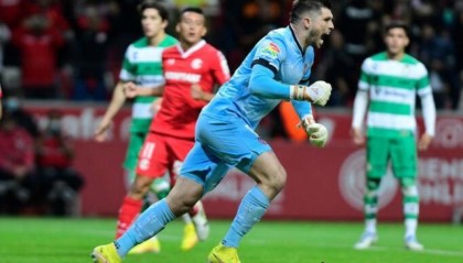 开云-巴西门将13球成墨超史上进球次多门将 第一坎波斯