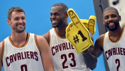 开云官网-意难平！当年乐福首节狂轰34分 最后1分钟欧文不喂球&amp;自己连铁3投